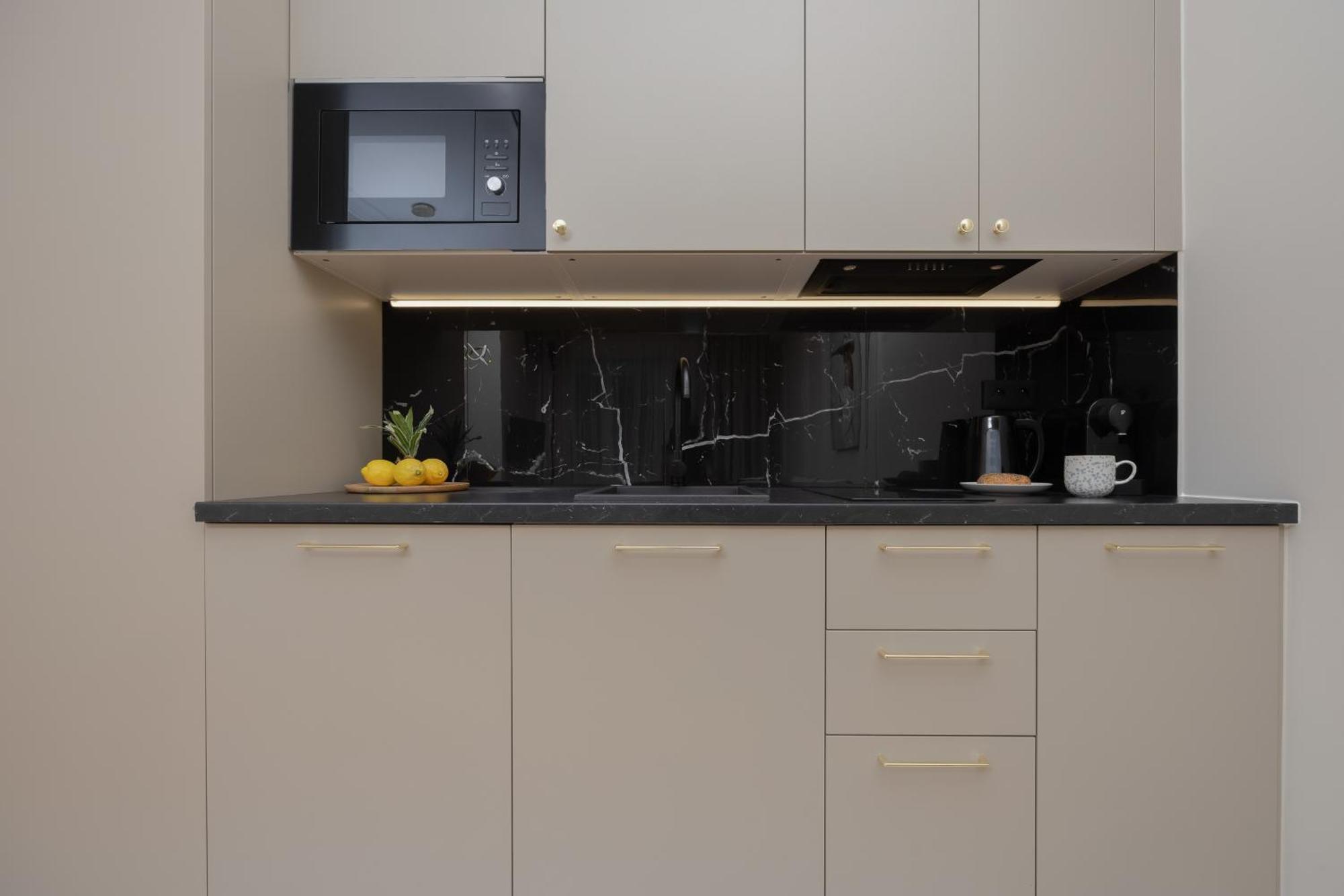 Apartament Elegant Grojecka In By Renters Warszawa